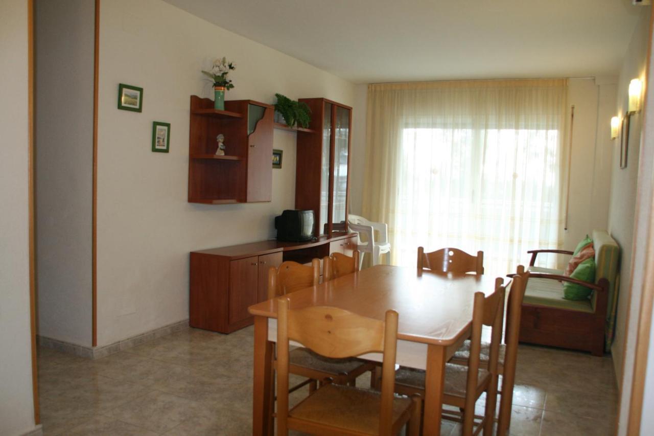 Apcostas - Village Park Σαλού Εξωτερικό φωτογραφία